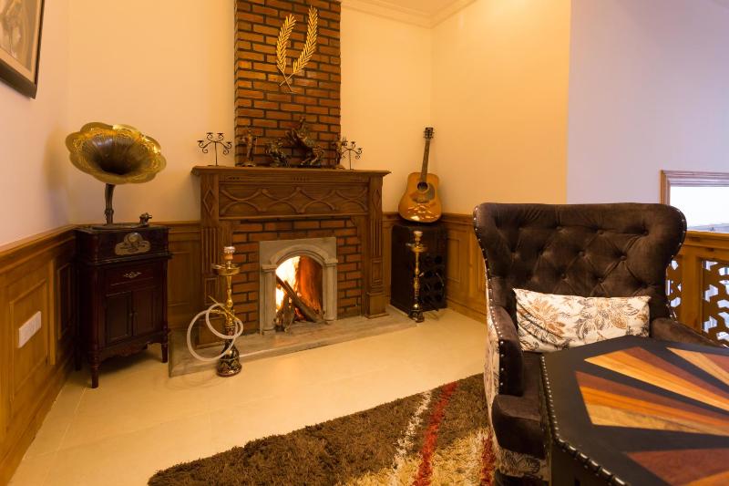 C I Residence - image 8