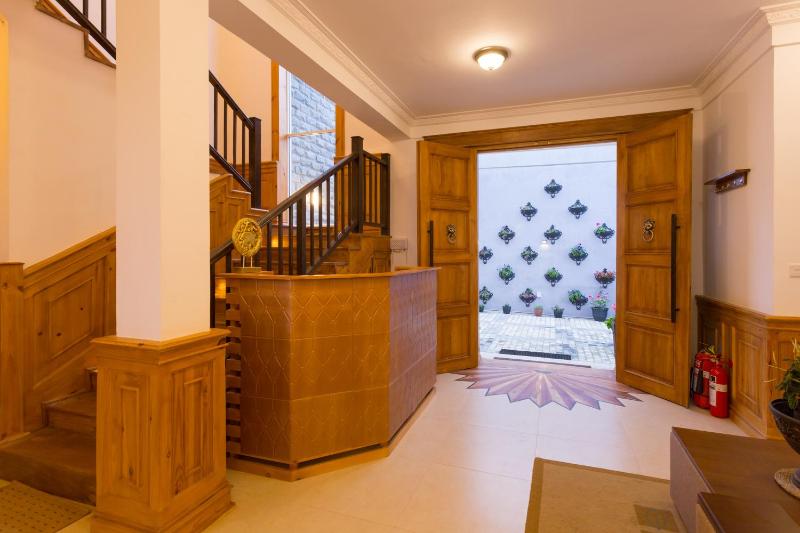 C I Residence - image 20