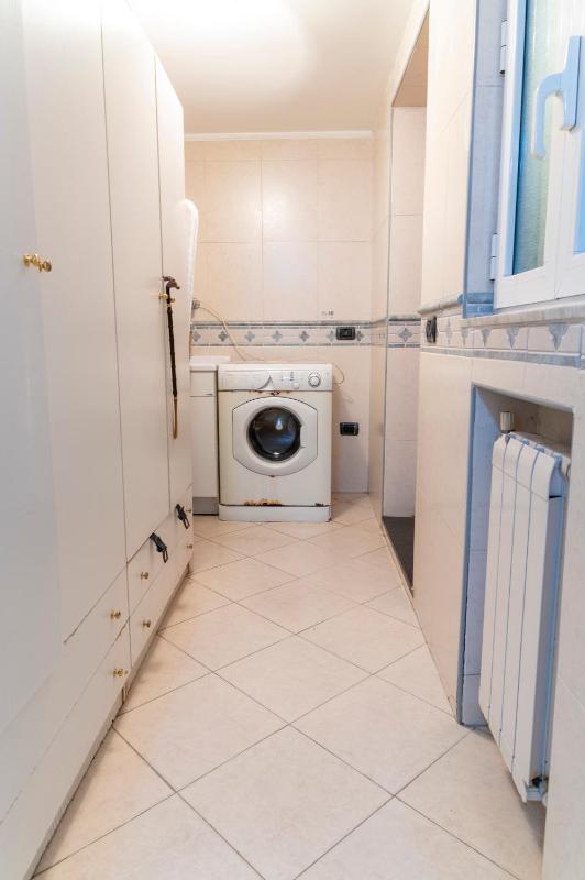 Deluxe apartment with garden in Vomero - image 12