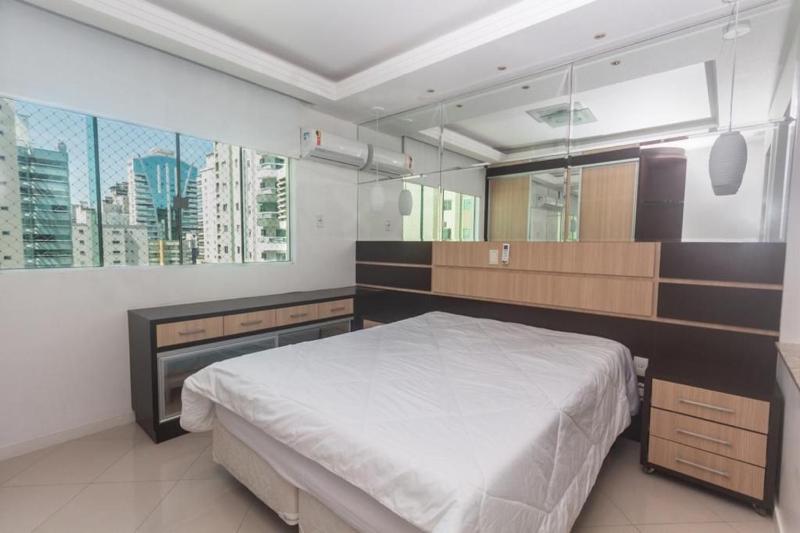 Apartamento Almeida e Moraes 3 Suítes com Hidro - image 2