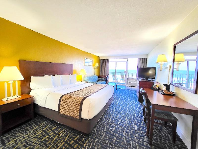 King Room - Non-Smoking - Oceanfront - Balcony image 3