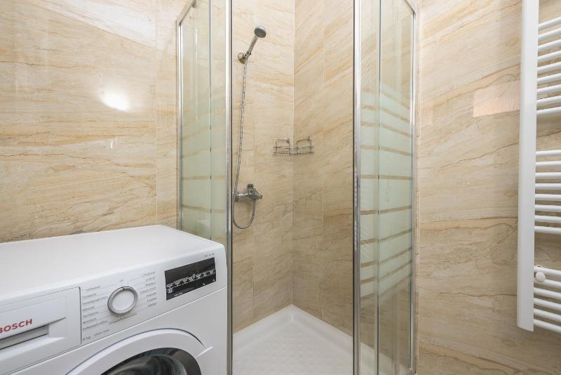 Victoria Secret Apartments - image 15