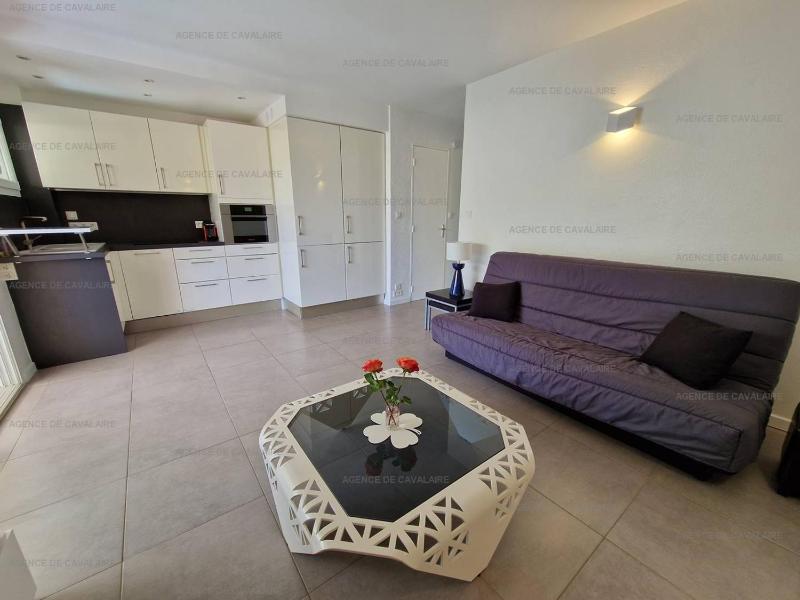 Appartement T3 à Cavalaire-sur-Mer - Terrasse vue mer et parking - FR-1-100-271 - image 3
