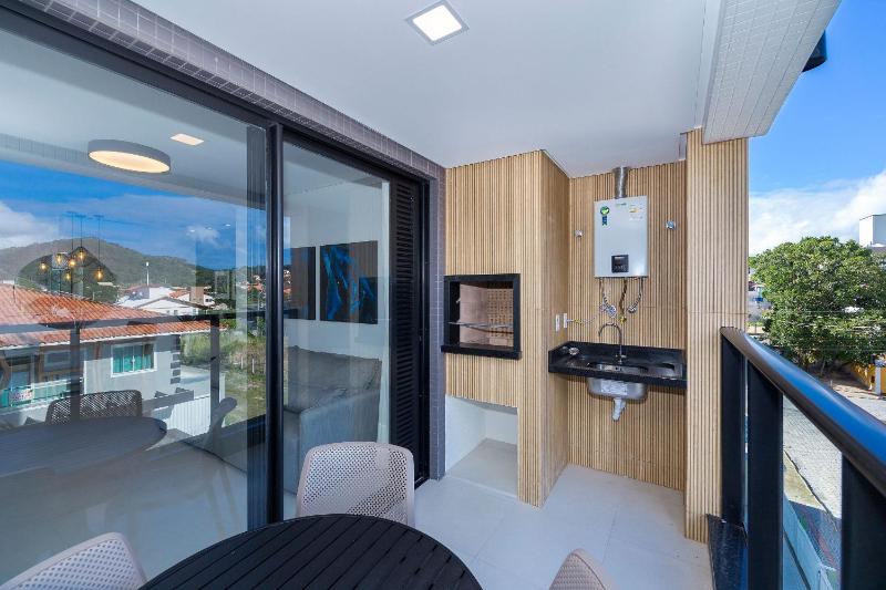 Adra 105 - 3 Bedrooms - 2 Parking Spaces | Bombinhas City Center - image 8