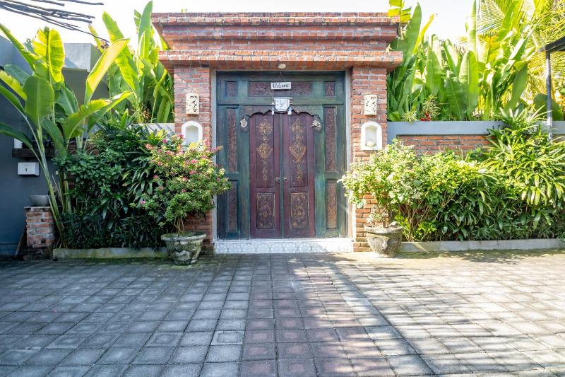 D Anyar Stay and Surf - image 14