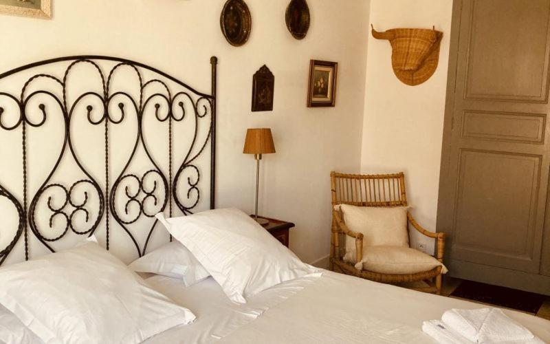 Double Room with Sea View image 4