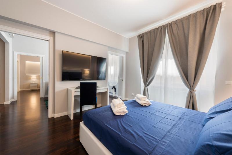 Ponte Vecchio Deluxe Apartments - image 14