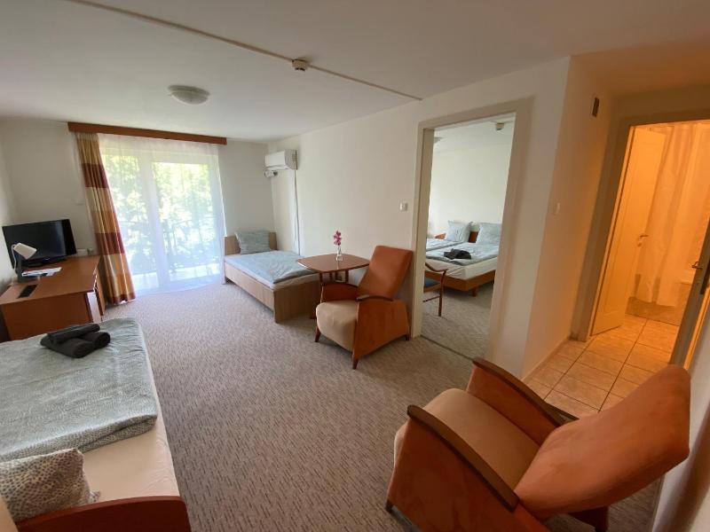 Suite with Balcony image 4