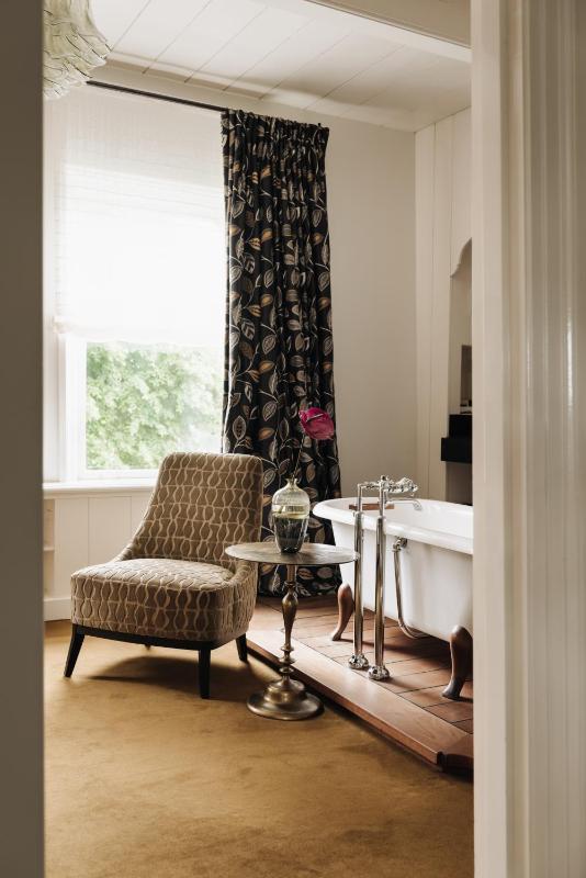 Luxury Double Room image 4