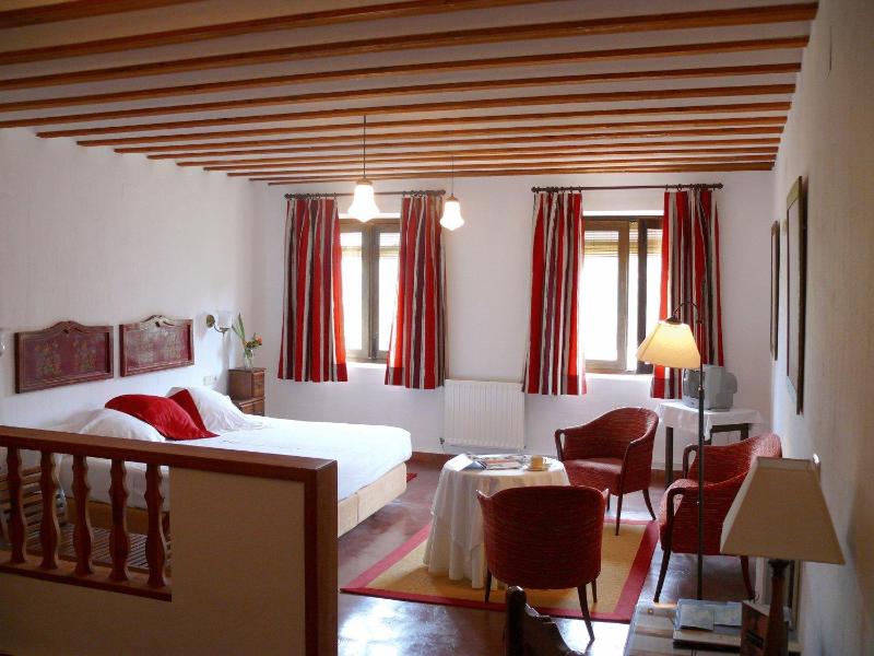 Superior Double Room image 3