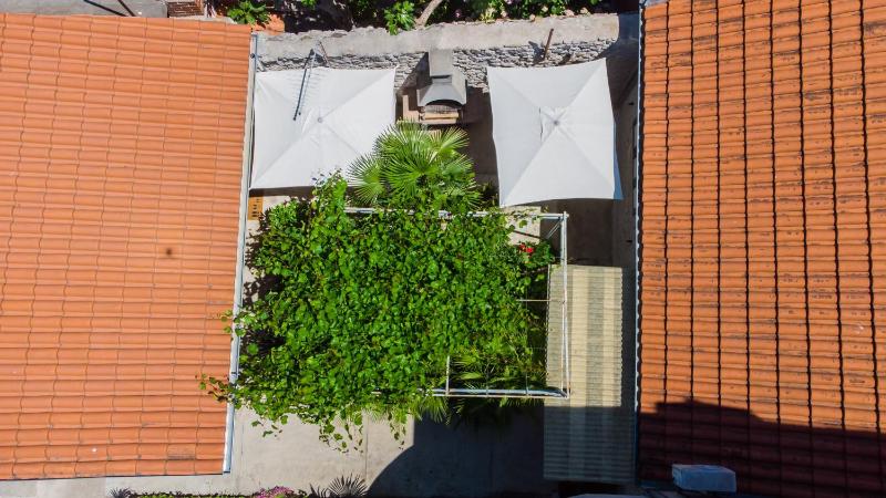 Eleonora Apartments Free Parking Garden & 5 Min to Beach - image 13