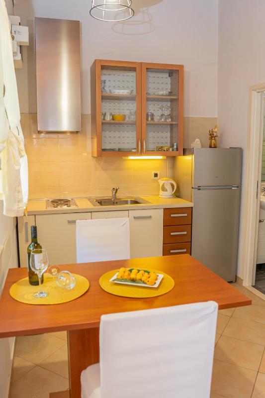Eleonora Apartments Free Parking Garden & 5 Min to Beach - image 20