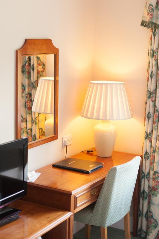 Double Room image 3