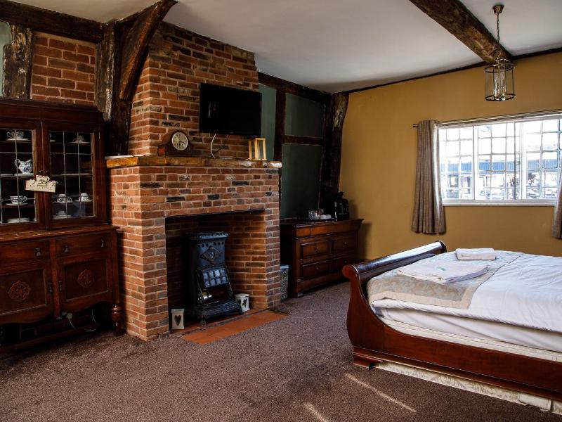 Double Room with Private Bathroom image 4