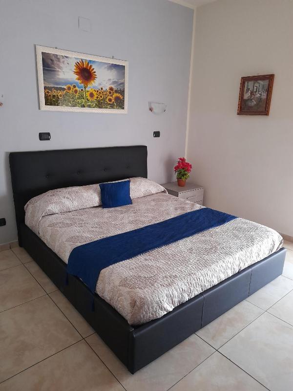 Double Room with Balcony image 1