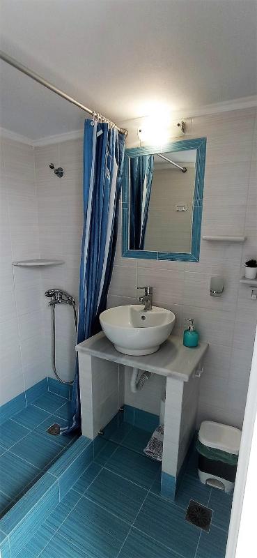 Apartment with Sea View image 4