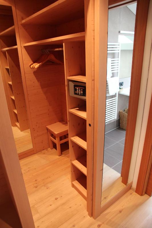 Superior Double Room image 3