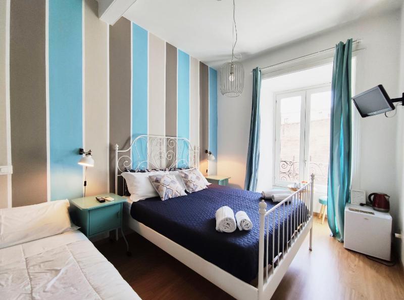 Triple Room with Private External Bathroom image 4