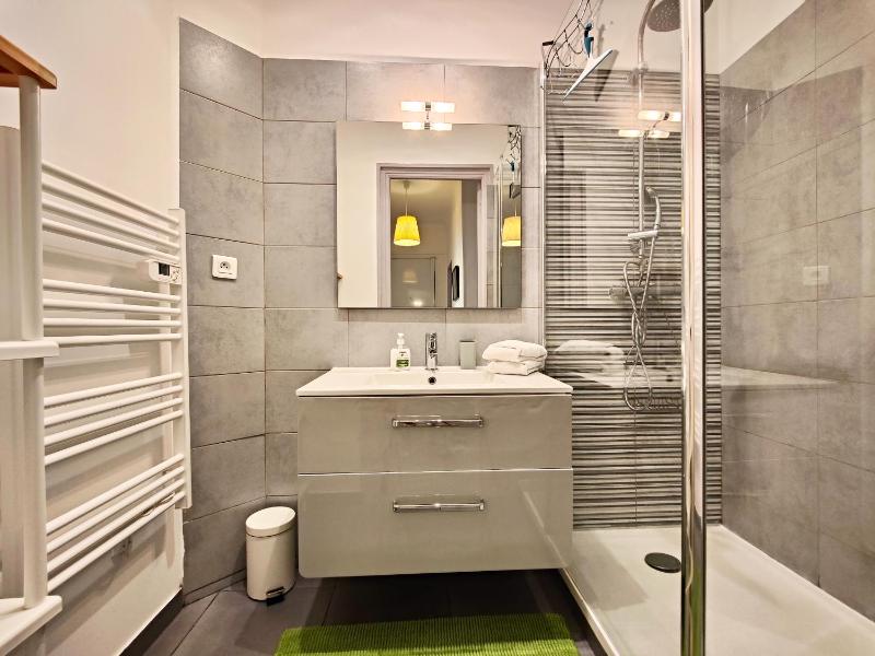Cosy Meyerbeer by Booking Guys - image 10