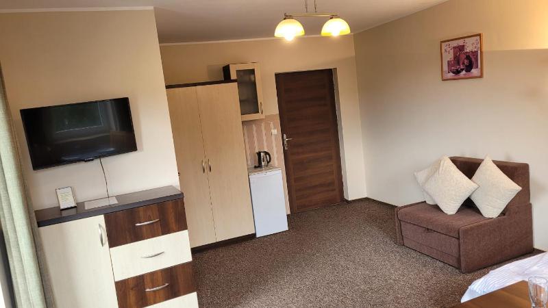 Quadruple Room image 3