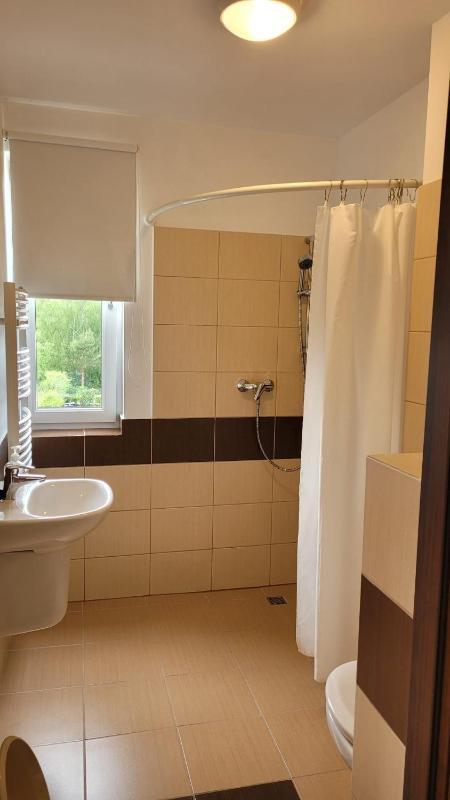 Quadruple Room image 4