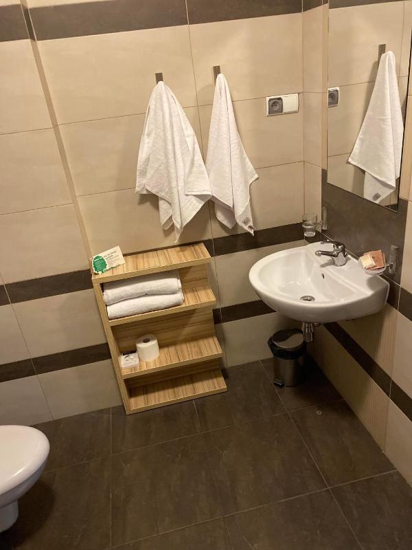 Studio Apartment image 2