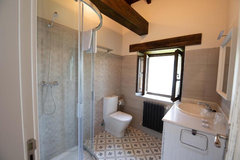 Two-Bedroom Townhouse image 3
