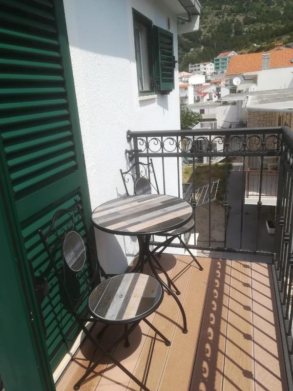 Baška Voda - Apartmani Vesna - image 8