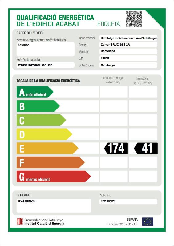 Two-Bedroom Apartment (6 Adults) - Loft image 2