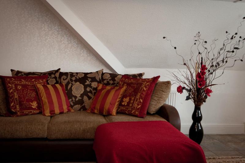 Deluxe Four-Poster Room with Lake View  image 3