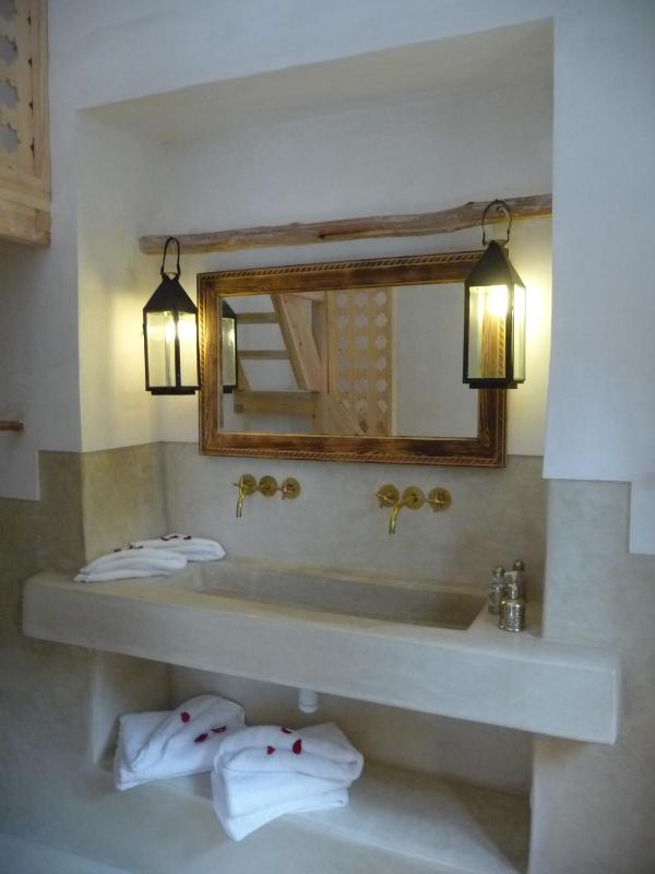 Idrisside room image 2