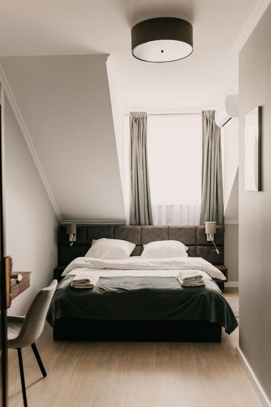 Single Room image 1