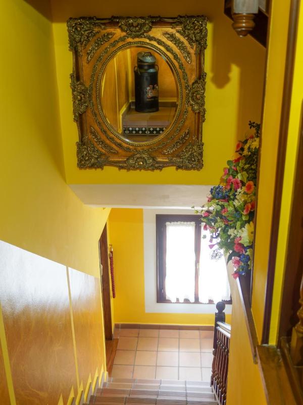Triple Room - Attic image 3