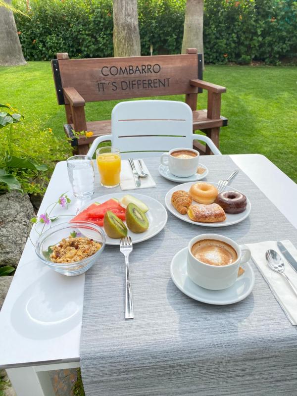 Hotel Combarro - image 20