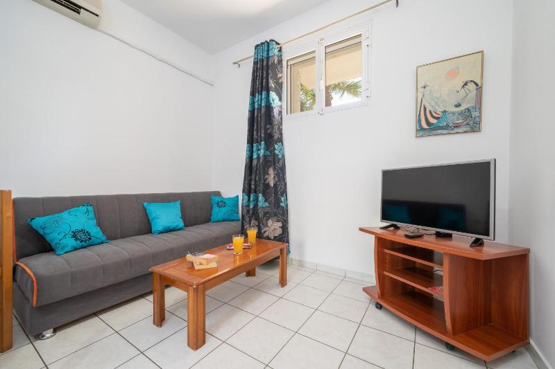 Iris Apartments - image 47