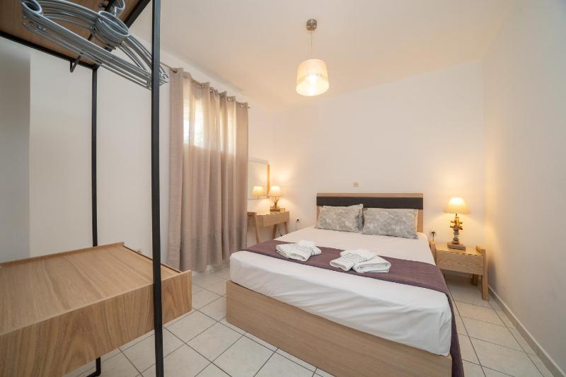 Iris Apartments - image 41
