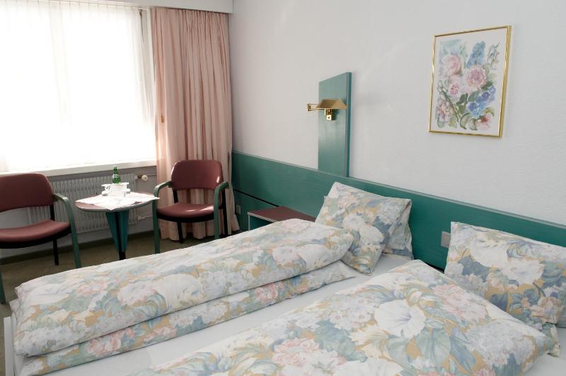 Double Room image 1