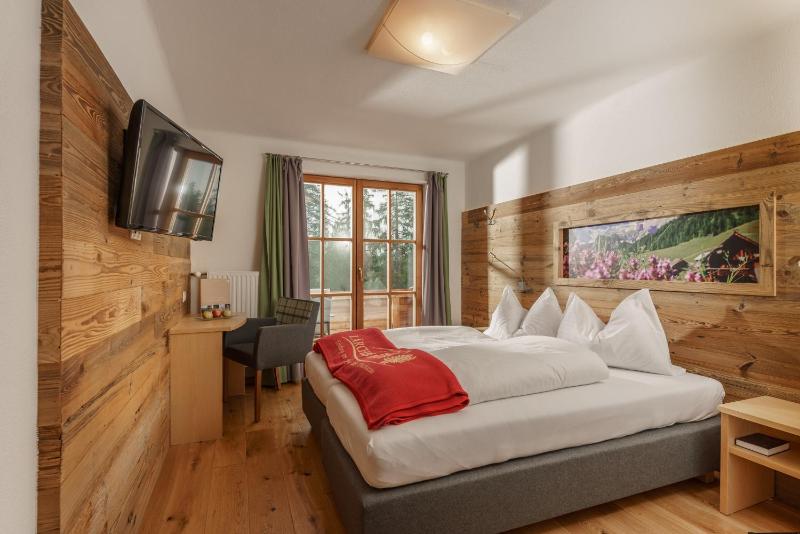 Double Room image 4