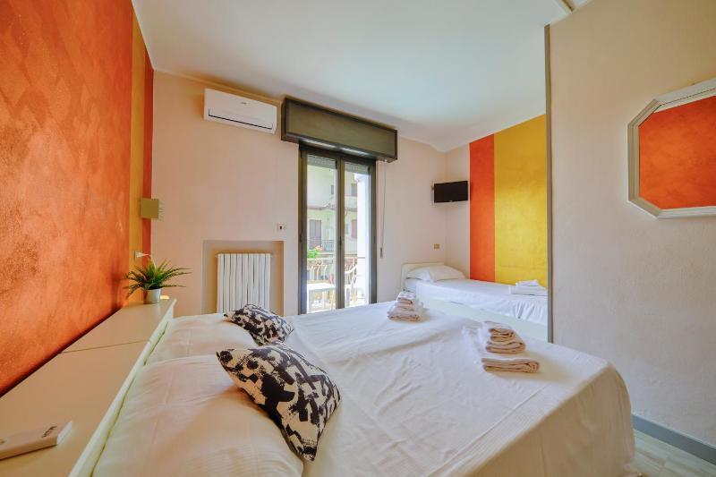 HOTEL VITTORIA - image 17
