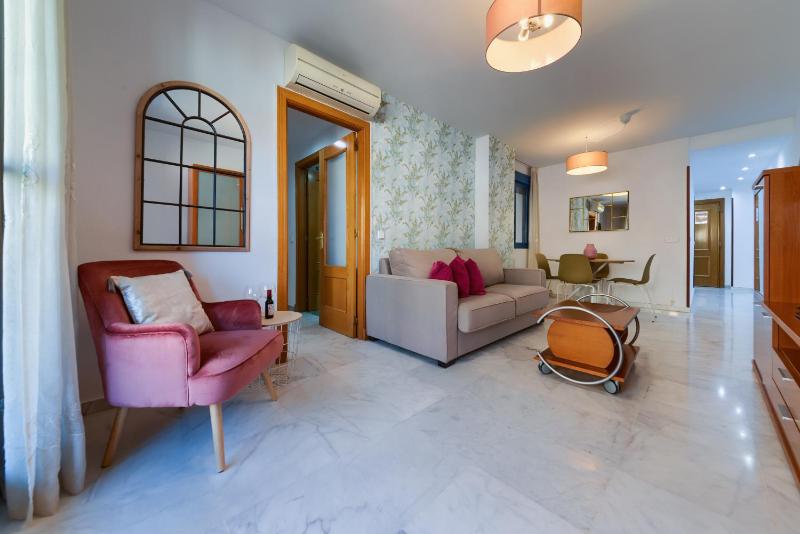 Holidays2Malaga Ayala 450 mts from beach & Terrace - image 10