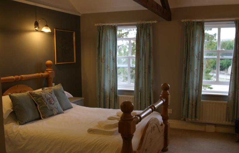 Superior Double Room 9 image 1
