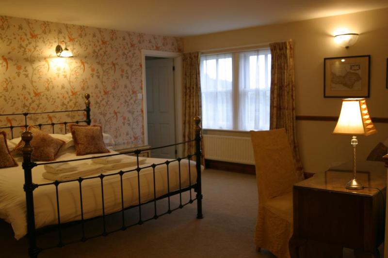 Large Double Room 17 image 1