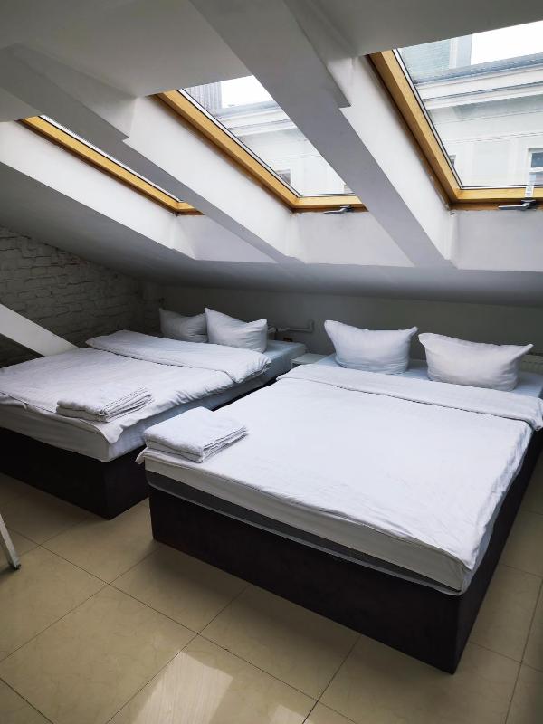 Hoża Apartments and Rooms - image 8