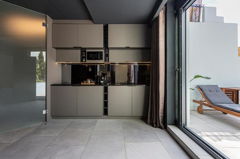 Apartaestudios Evolution Luxury - image 45