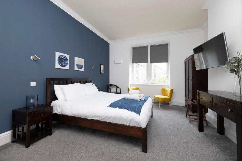 Deluxe Double Room image 1