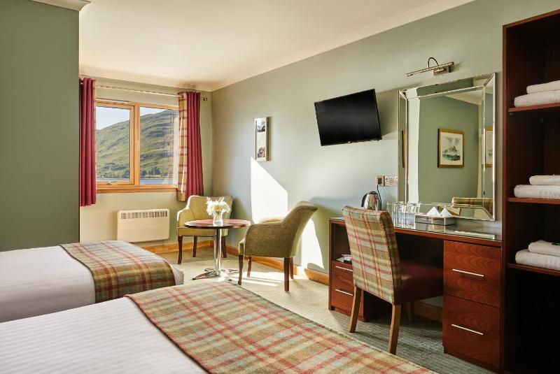 Triple Room with View image 3