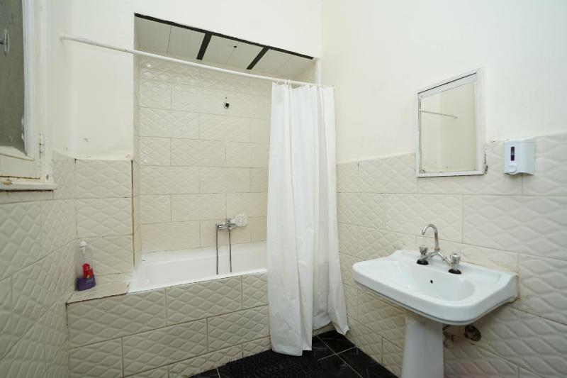 Single Bed in Mixed Dormitory Room (Non Egyptian & Arab Nationals) image 1