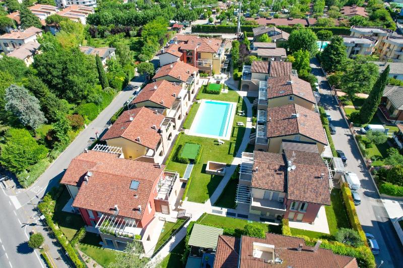 Peschiera Family Homes Fornaci - image 15