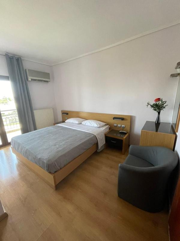 Economy Double Room image 1