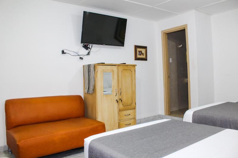 Hotel Poblado Suite - image 6